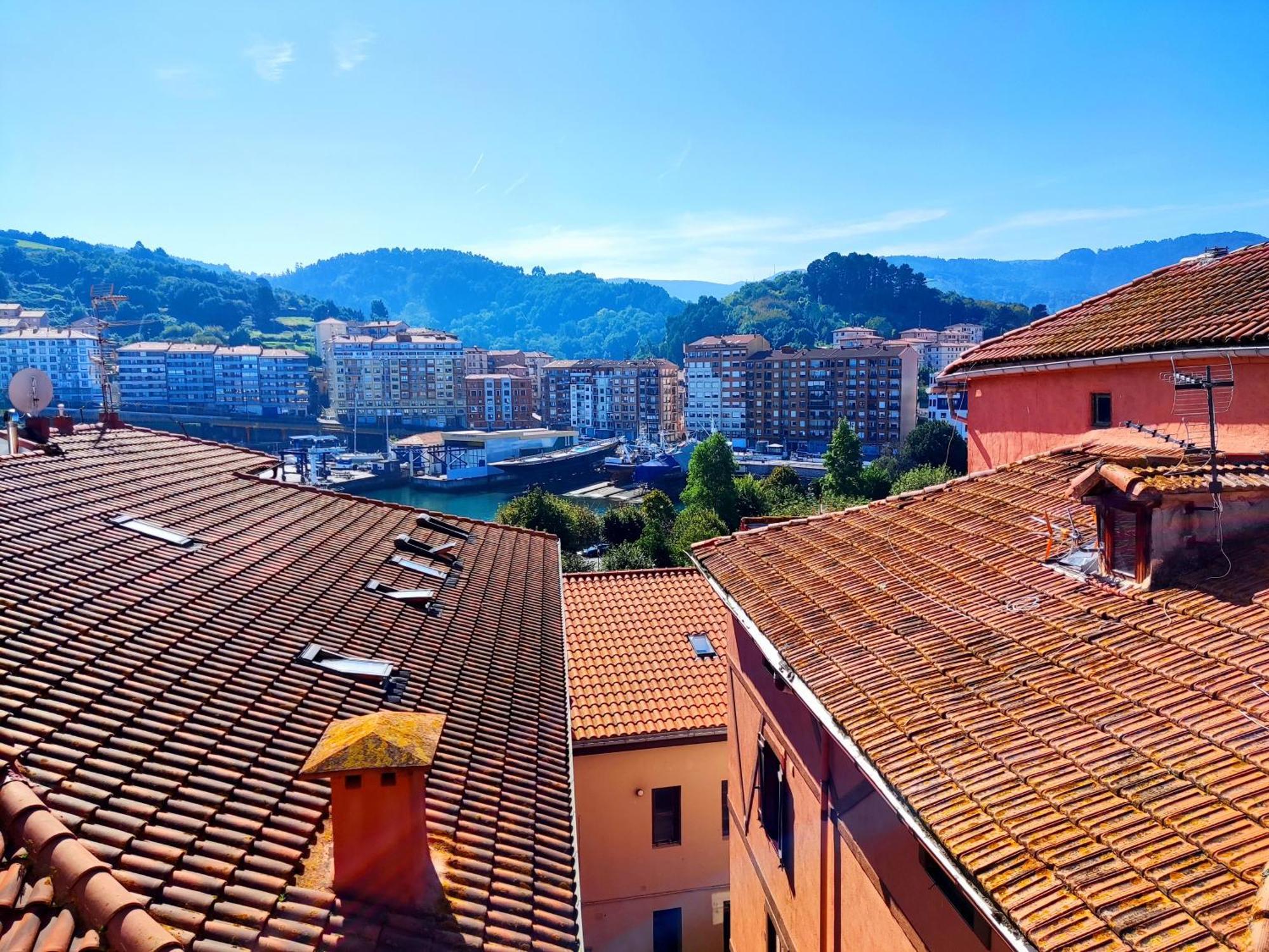 Apartamento Con Encanto En El Puerto De Bermeo Luaran gambar